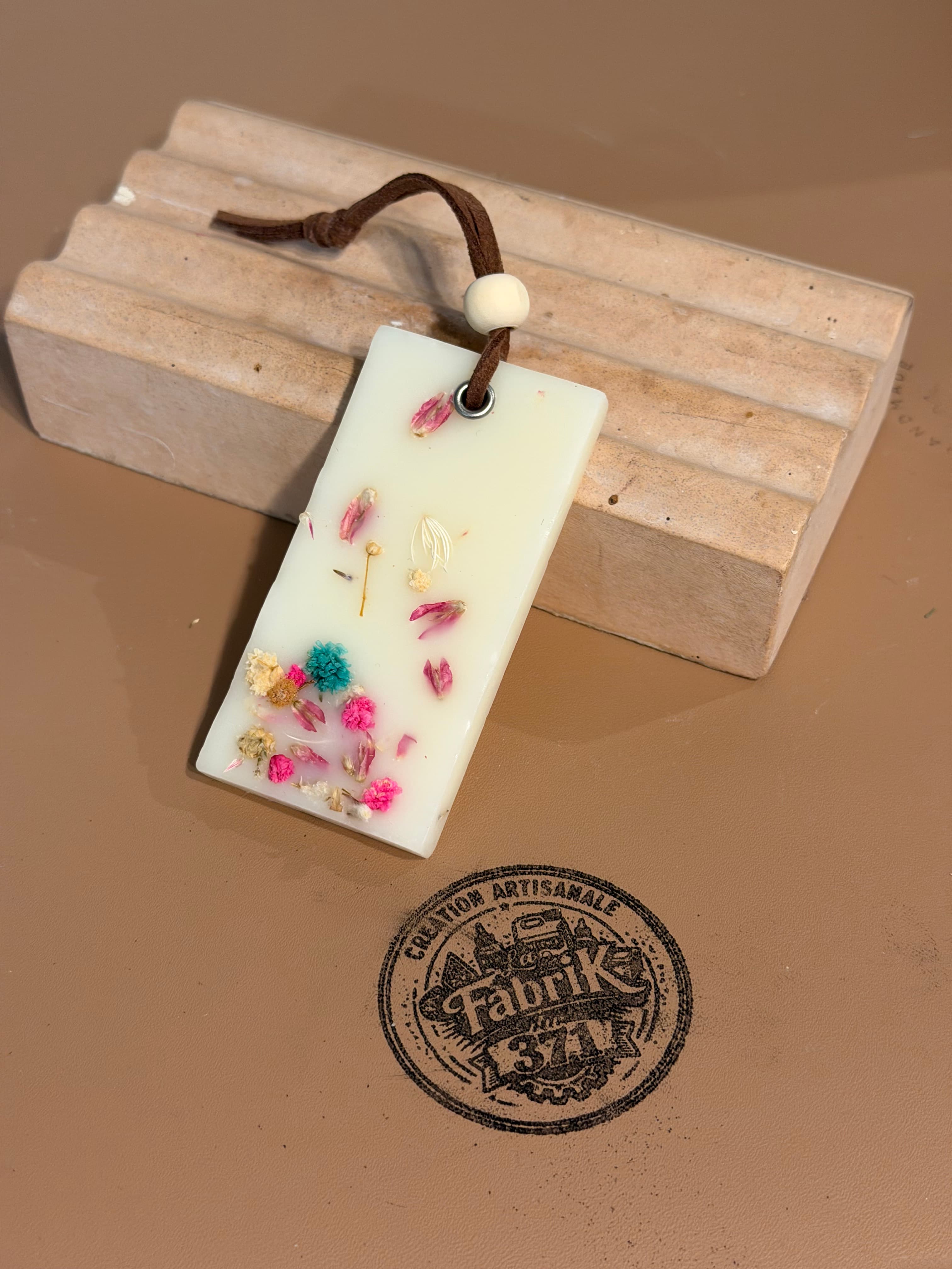 Sent-bons de cire parfumés aux multiples senteurs. - Vue 2